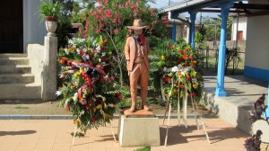 A statue of Sandino at the Augusto C. Sandino Library, a museum located in the house where he grew up in the town of Niquinohomo (Valley of the Warriors).